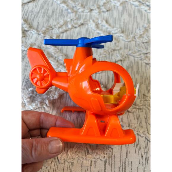 Fisher-Price Little People Helicopter Toy Vehicle & Figure Set - Picture 5 of 6